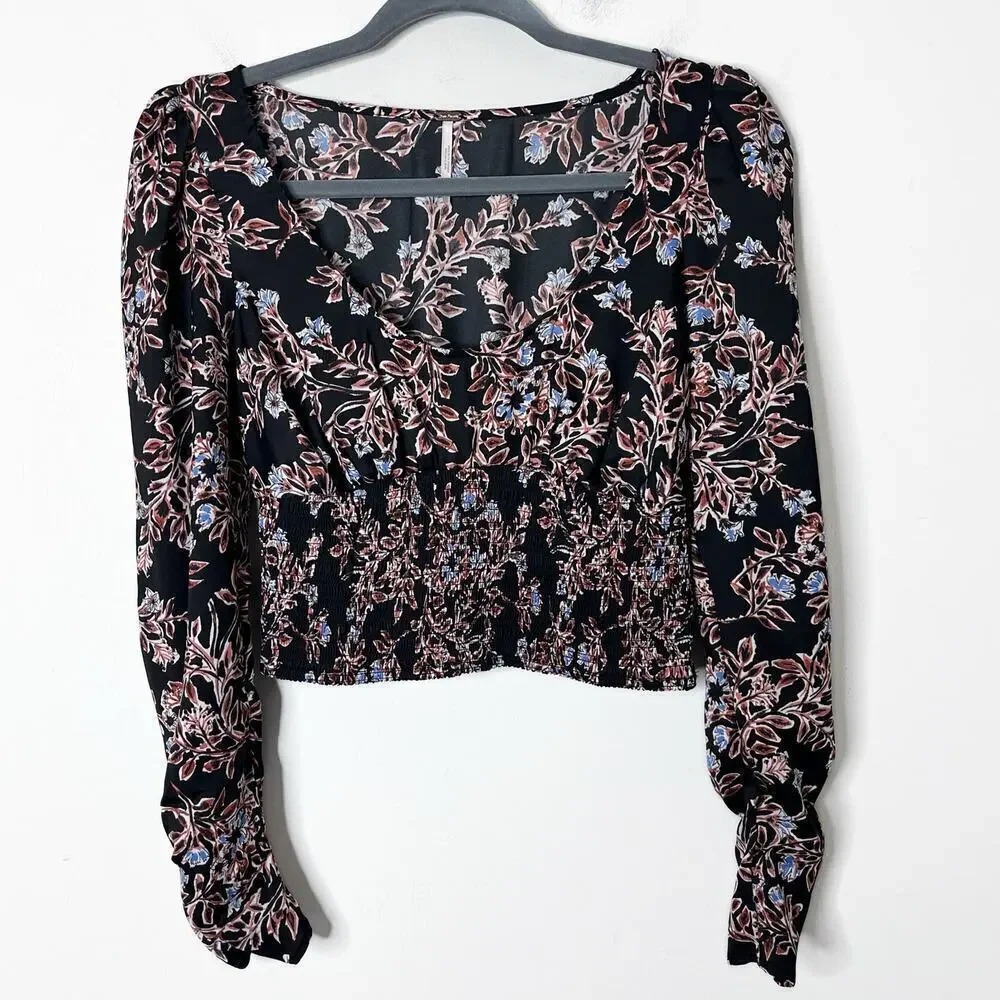 Free People Women's Santiago Top XS Black Floral Print Cropped Smocked OB1047028